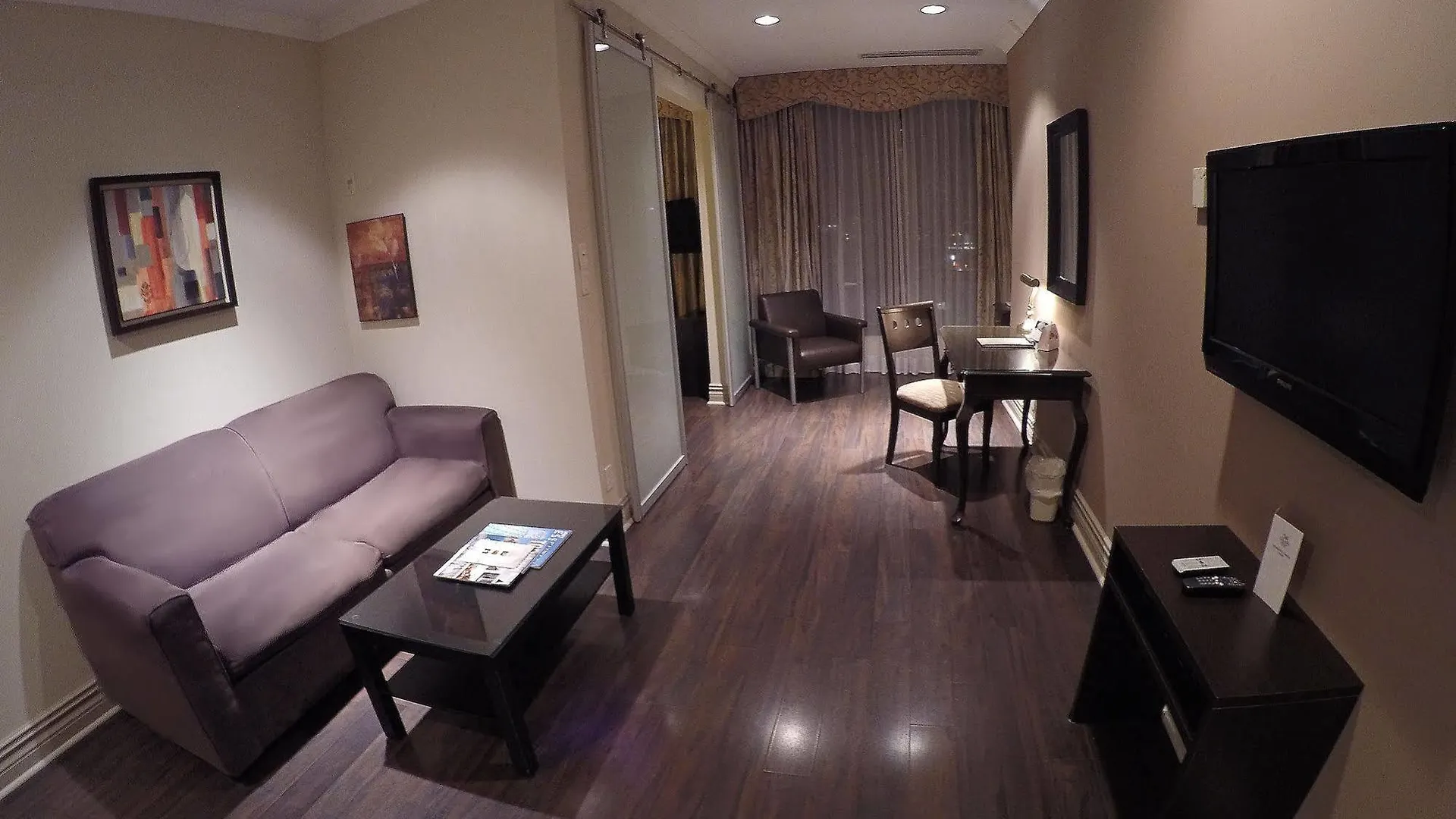 Grand Hotel & Suites Toronto