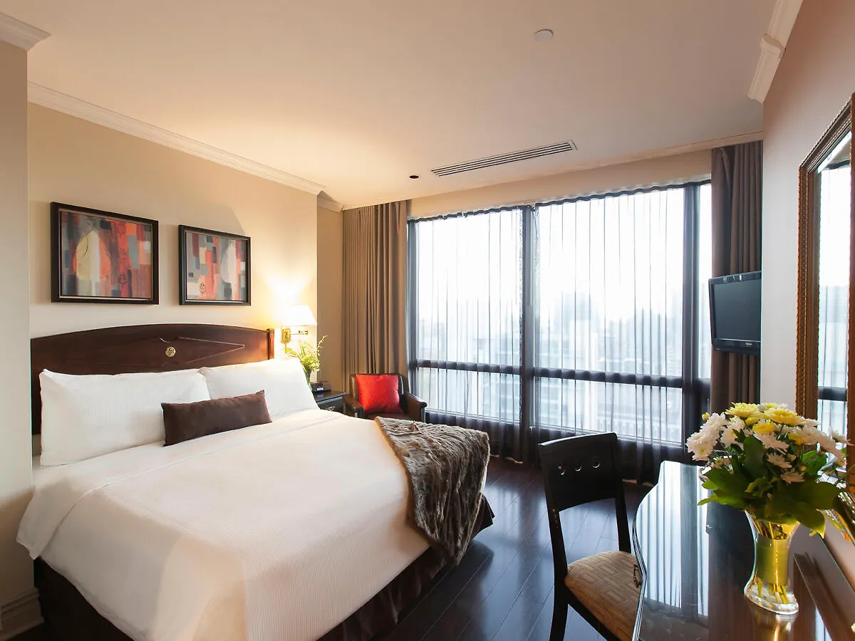 Grand Hotel & Suites Toronto